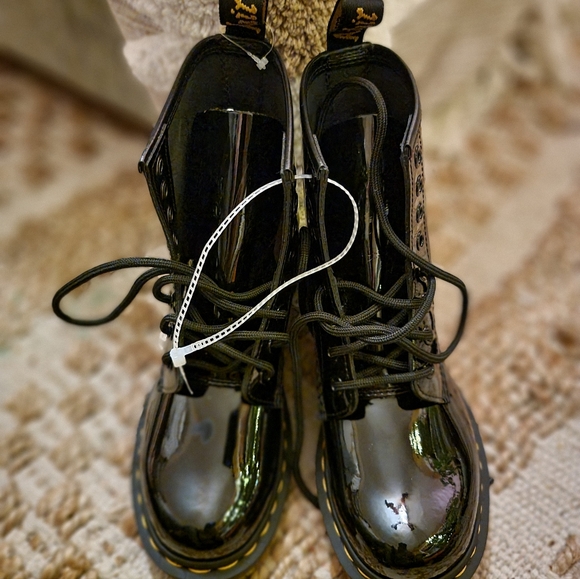 Black Patent Leather Boots Doc Martens New 5M - Picture 5 of 10